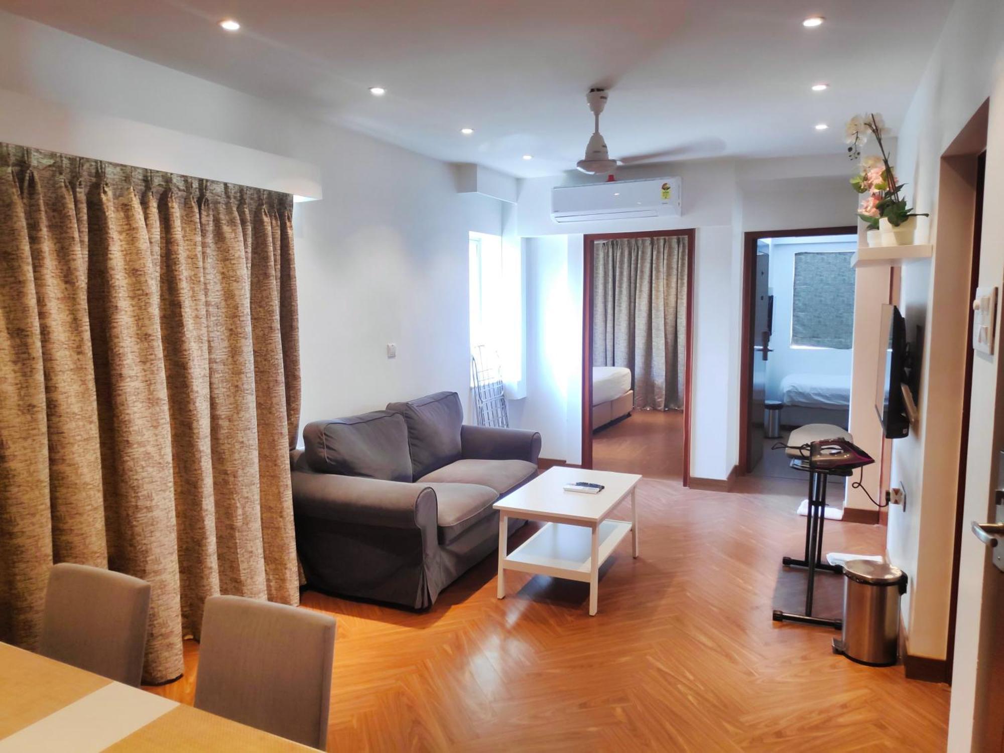 White House By Maxxvalue Service Apartments Bandra Mumbai Exterior photo